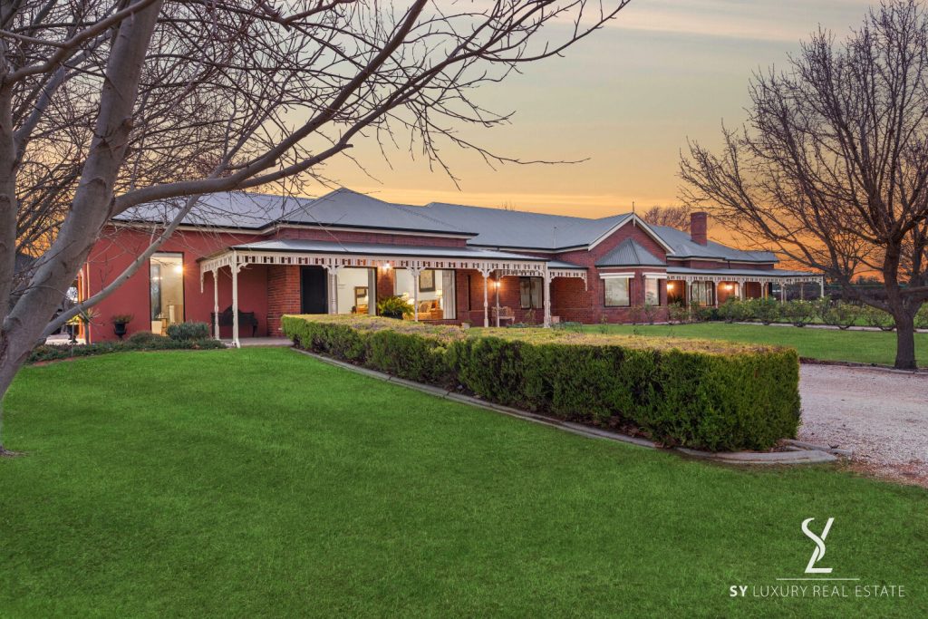 Luxury property in Renmark West South Australia