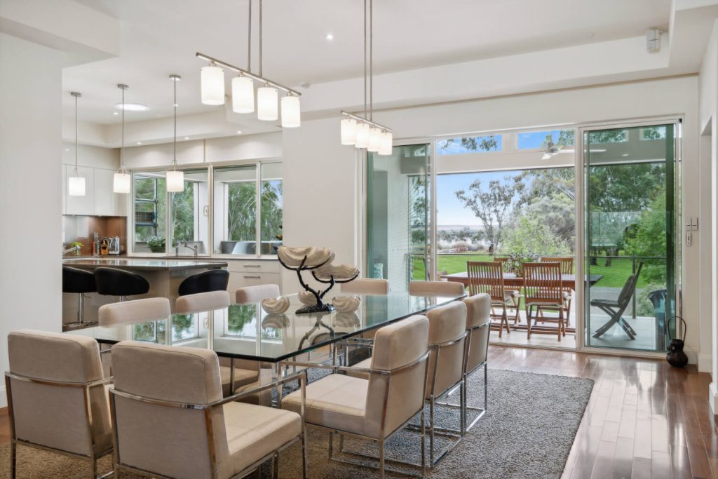 Teal Flat property - Dining Room